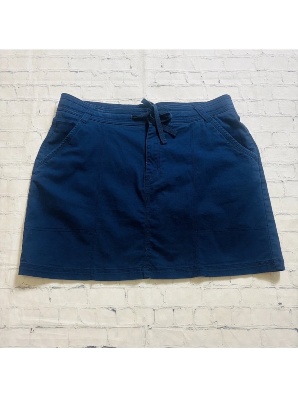 OCEAN + COAST Women's Stretch Woven Casual Skirt Size 14 Pockets Navy Classic